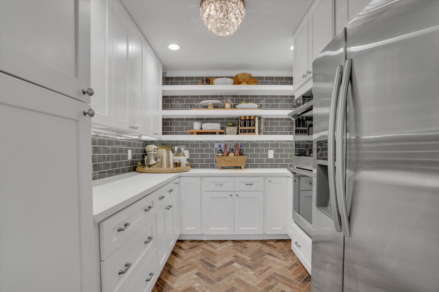 7700 McHenry Ave, Modesto, CA 95356