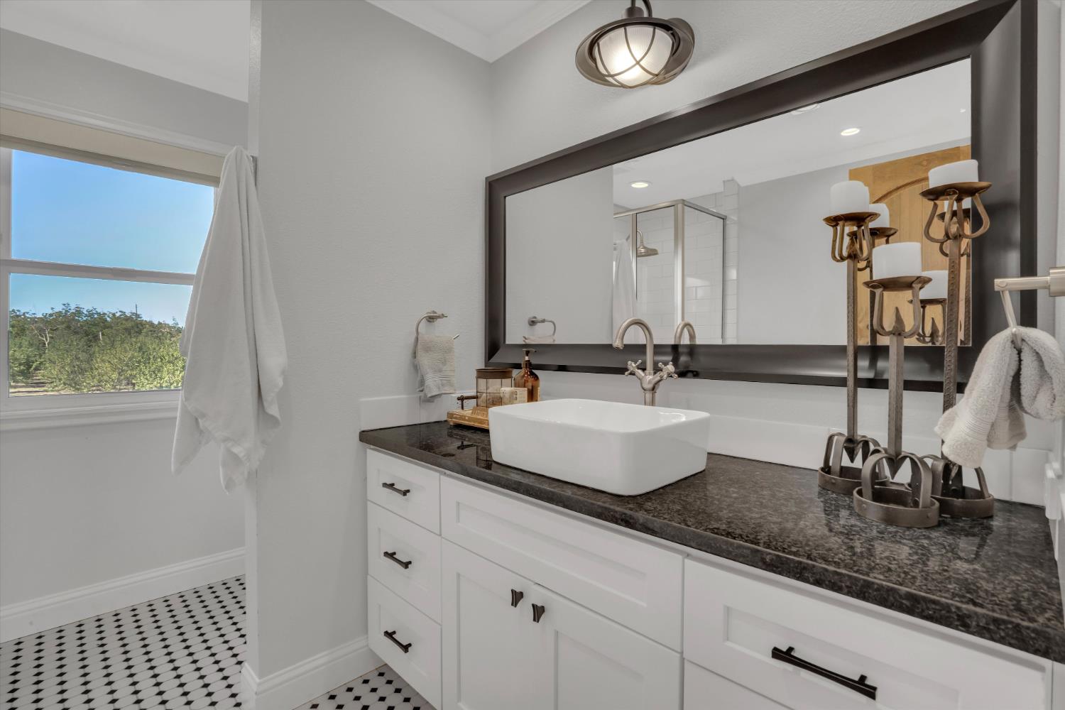 7700 McHenry Ave, Modesto, CA 95356