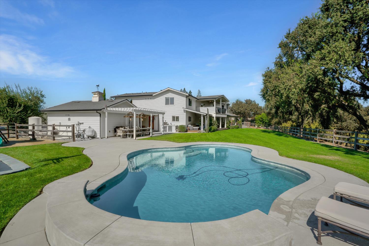 7700 McHenry Ave, Modesto, CA 95356