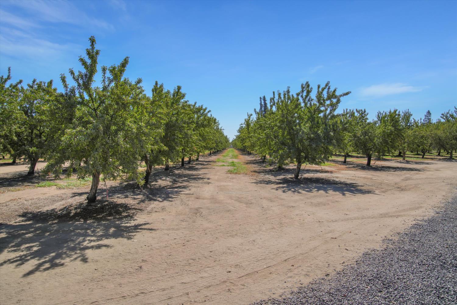 7700 McHenry Ave, Modesto, CA 95356