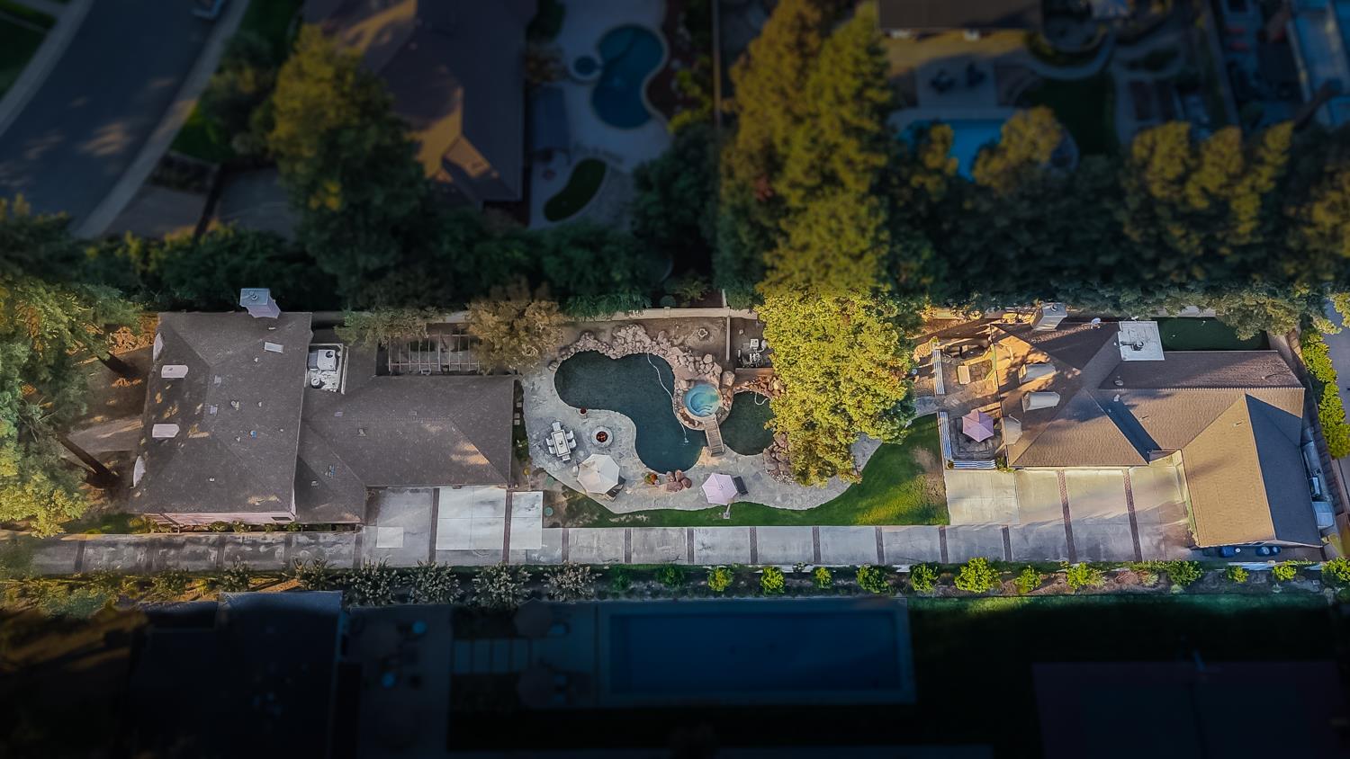 6980 Hillcrest Dr, Modesto, CA 95356
