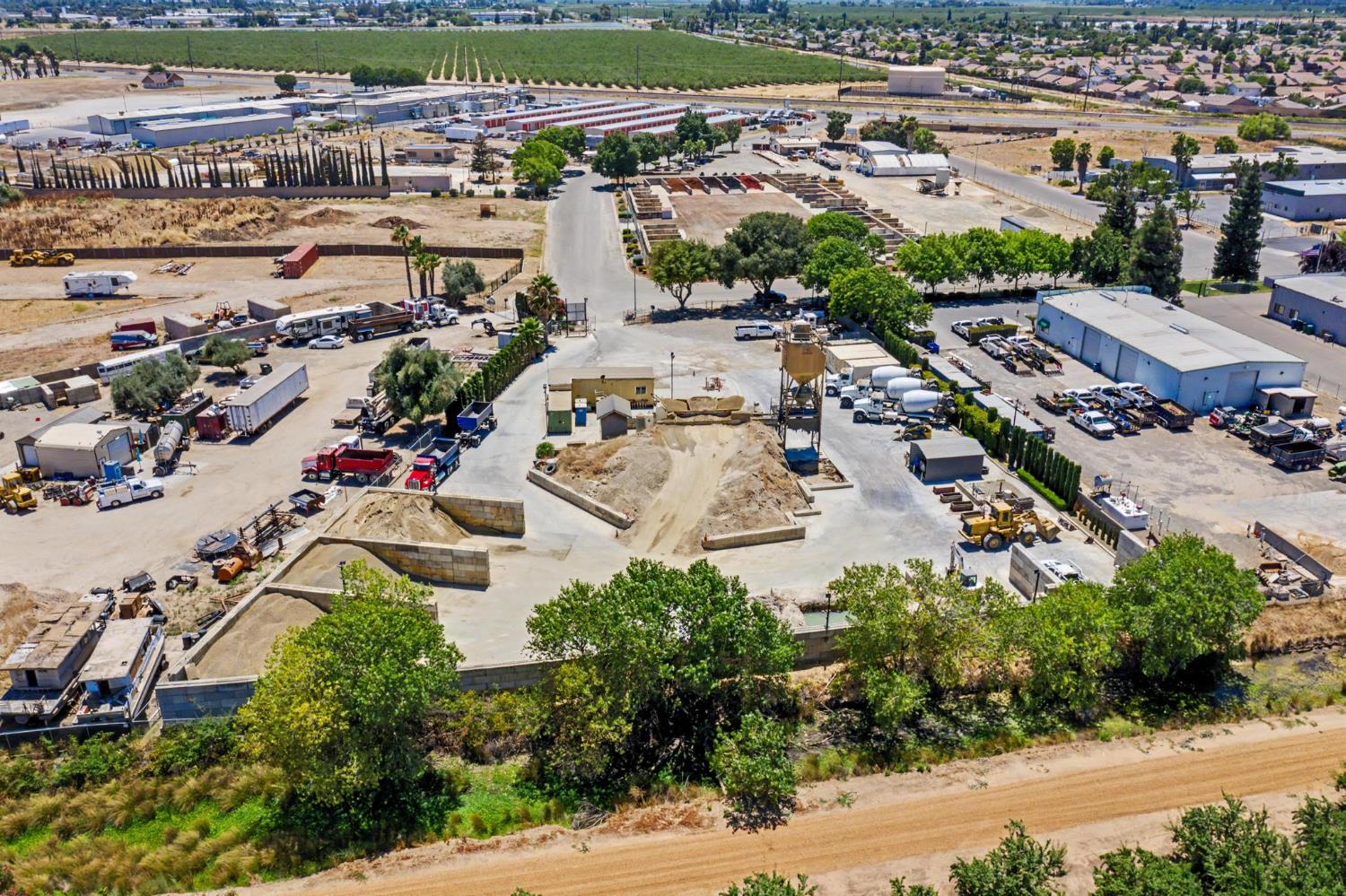 1962 Business Park Way, Merced, CA 95340