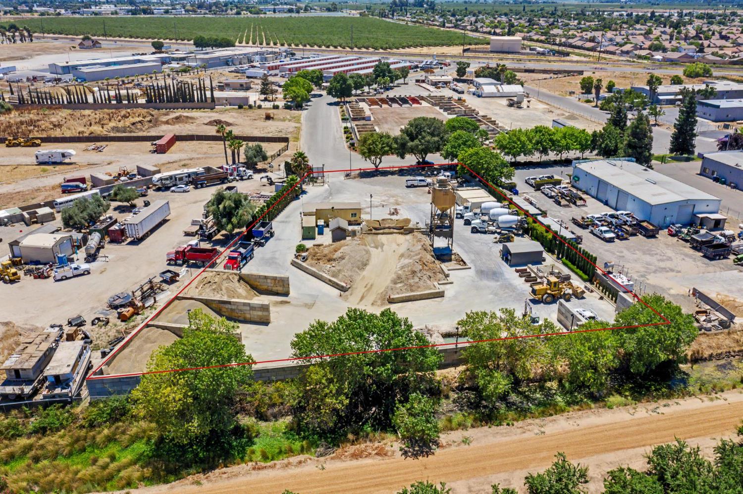 1962 Business Park Way, Merced, CA 95340