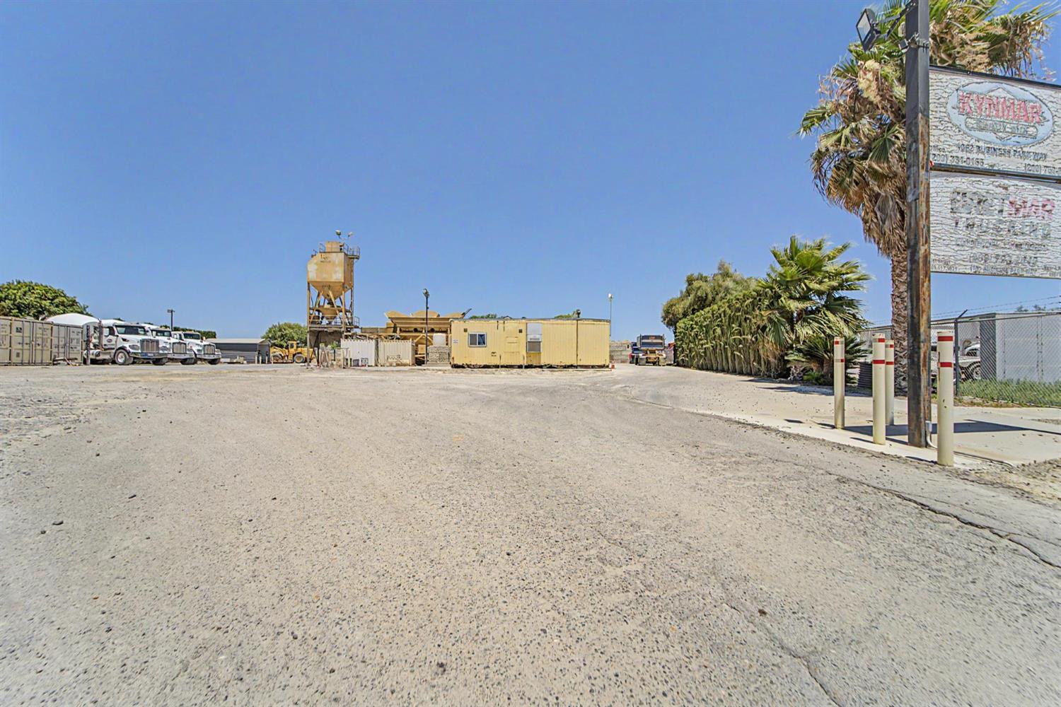 1962 Business Park Way, Merced, CA 95340