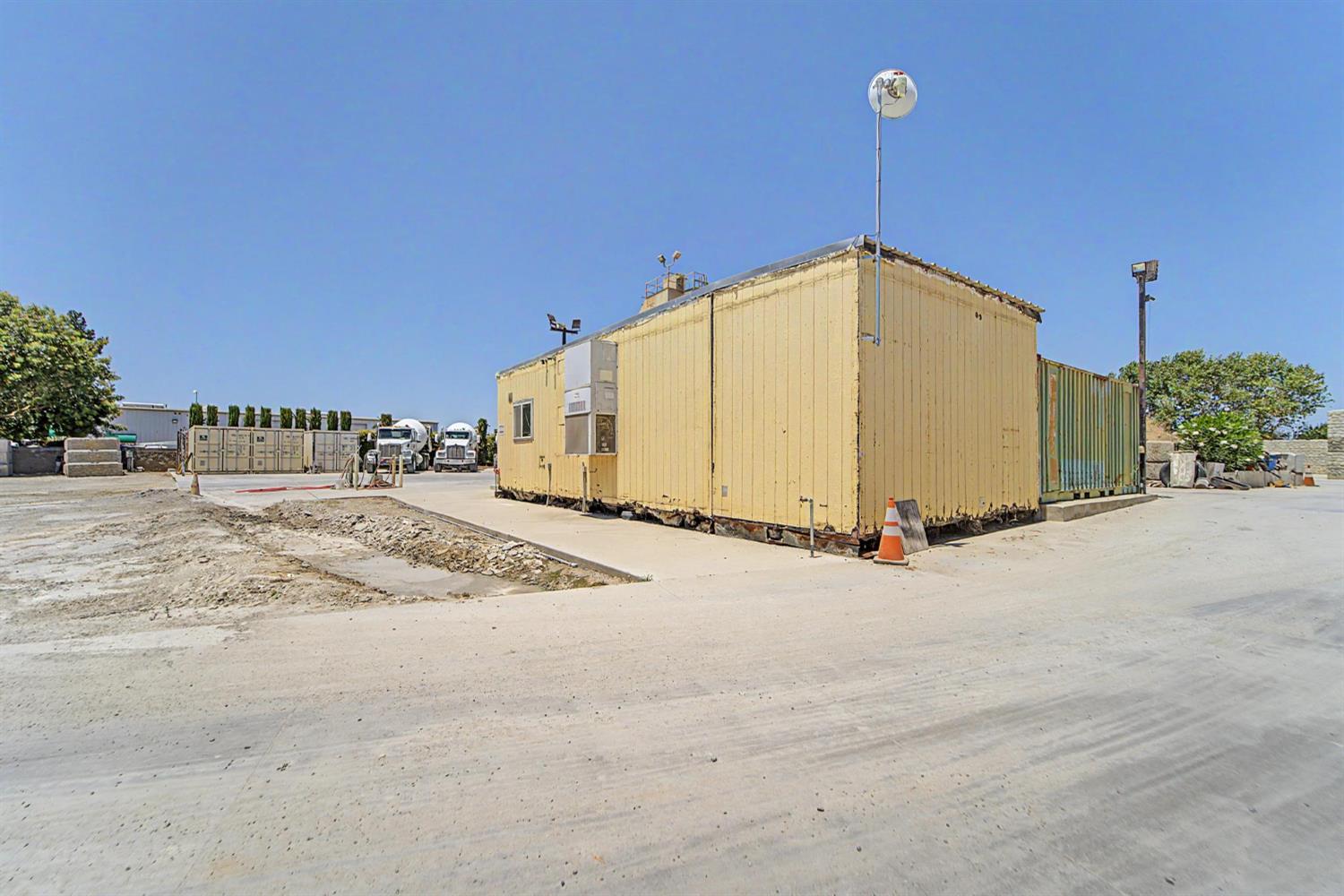 1962 Business Park Way, Merced, CA 95340