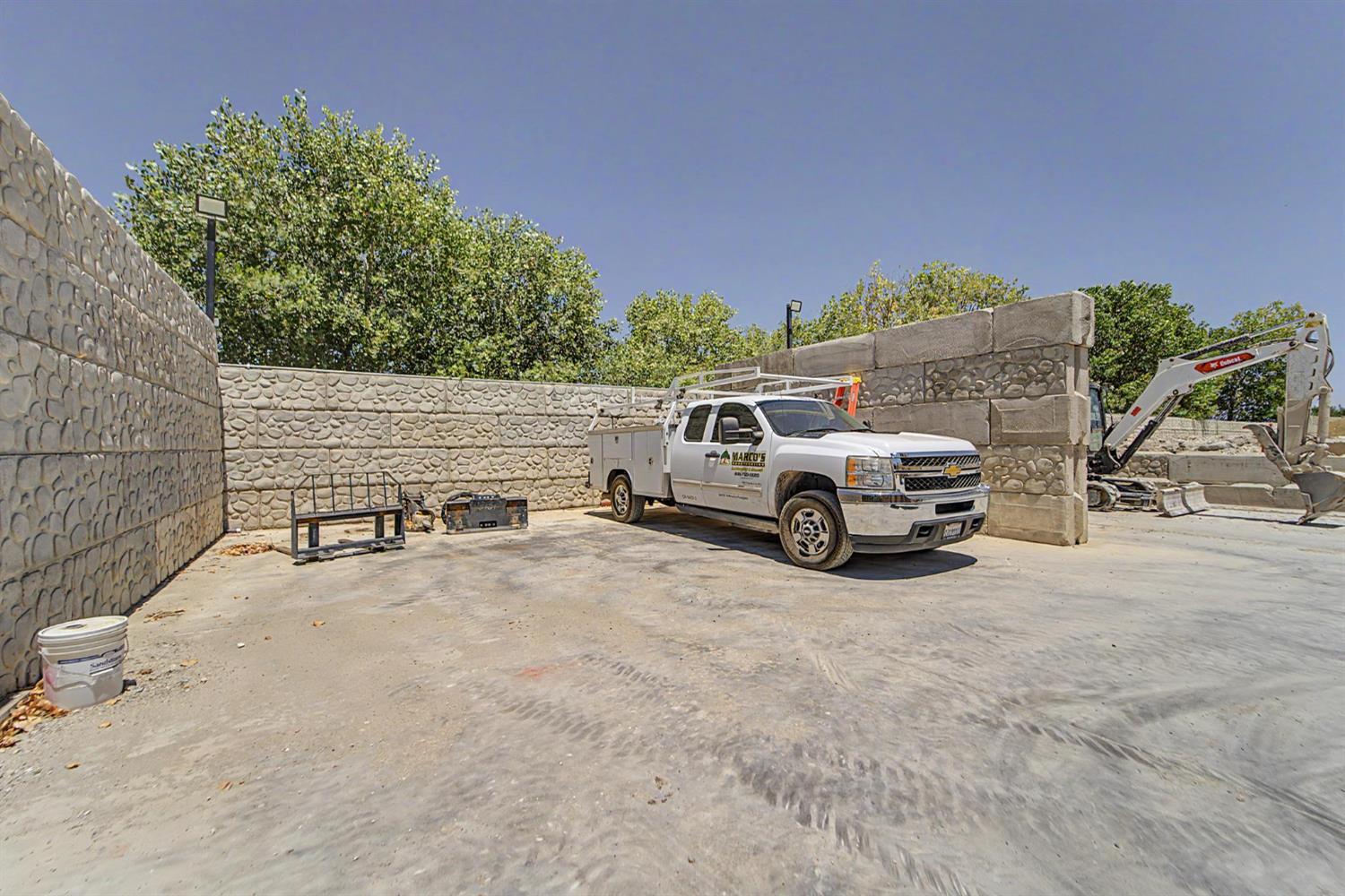 1962 Business Park Way, Merced, CA 95340