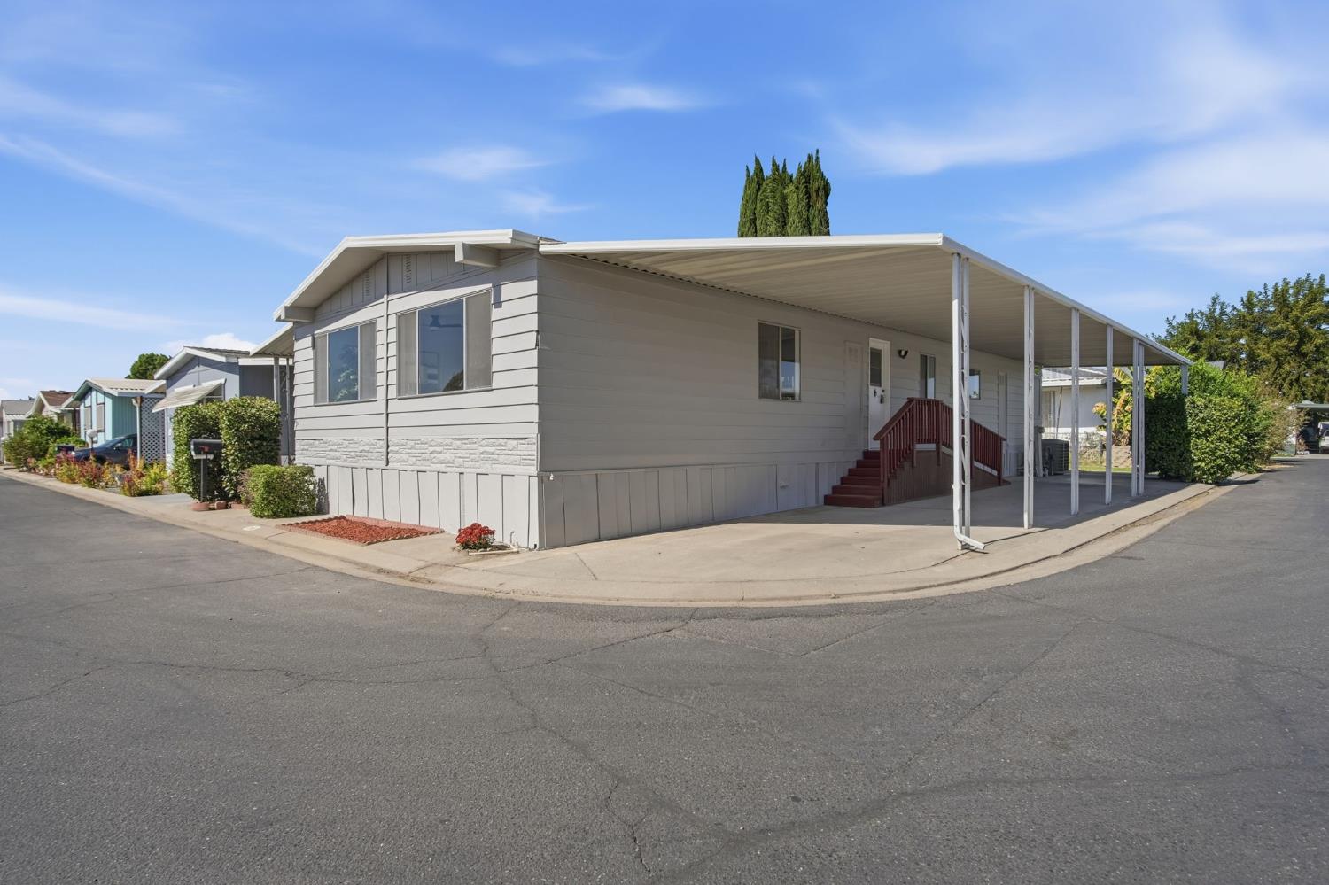 1200 S Carpenter Rd #114, Modesto, CA 95351