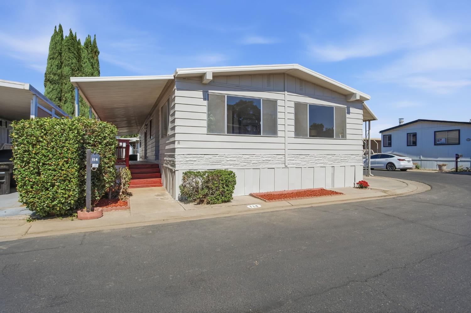 1200 S Carpenter Rd #114, Modesto, CA 95351