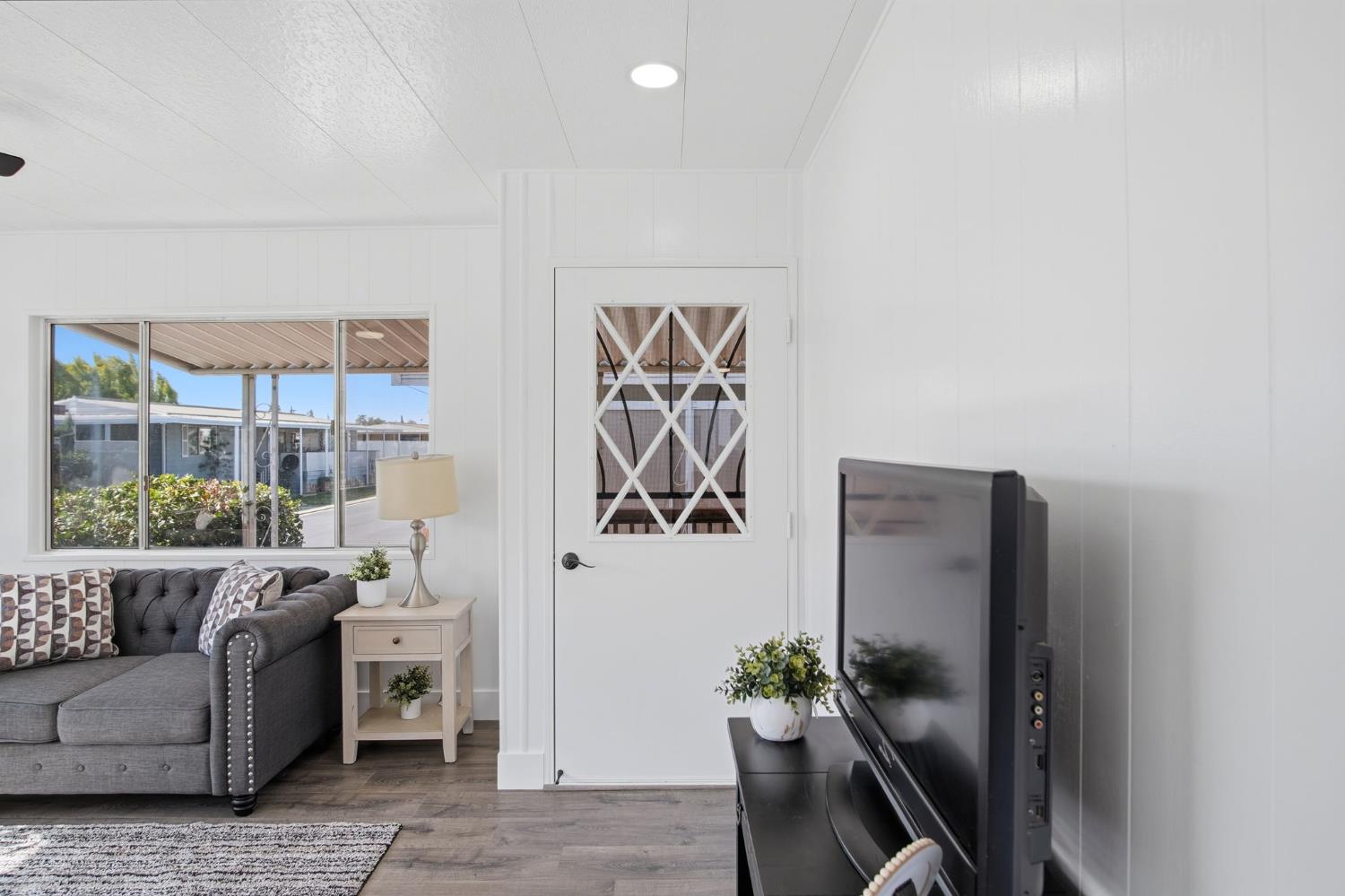 1200 S Carpenter Rd #114, Modesto, CA 95351