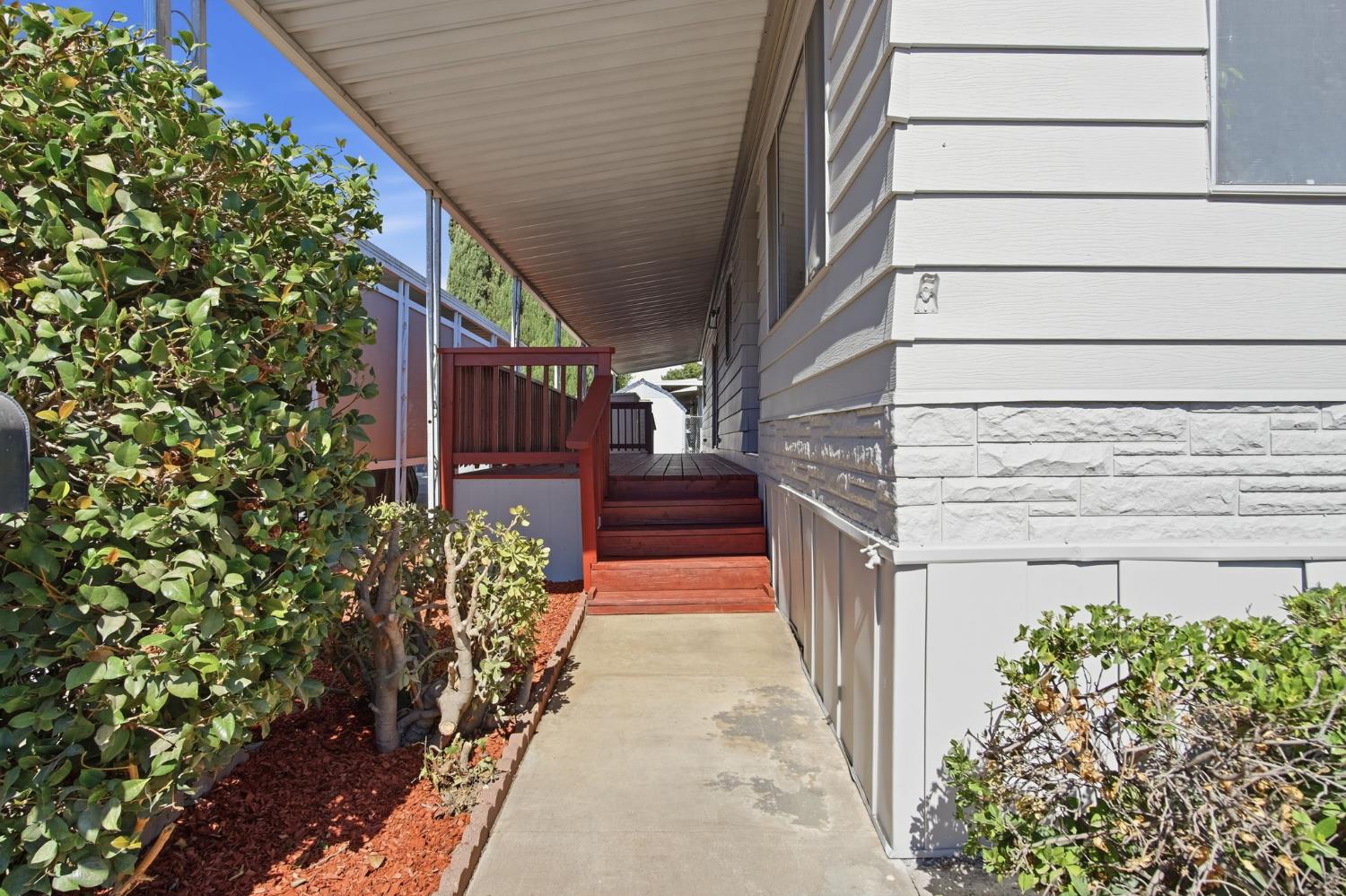 1200 S Carpenter Rd #114, Modesto, CA 95351