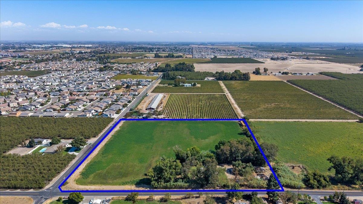 21080 S Oleander Ave, Manteca, CA 95337
