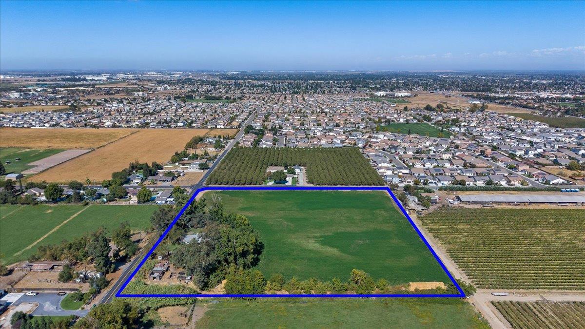 21080 S Oleander Ave, Manteca, CA 95337