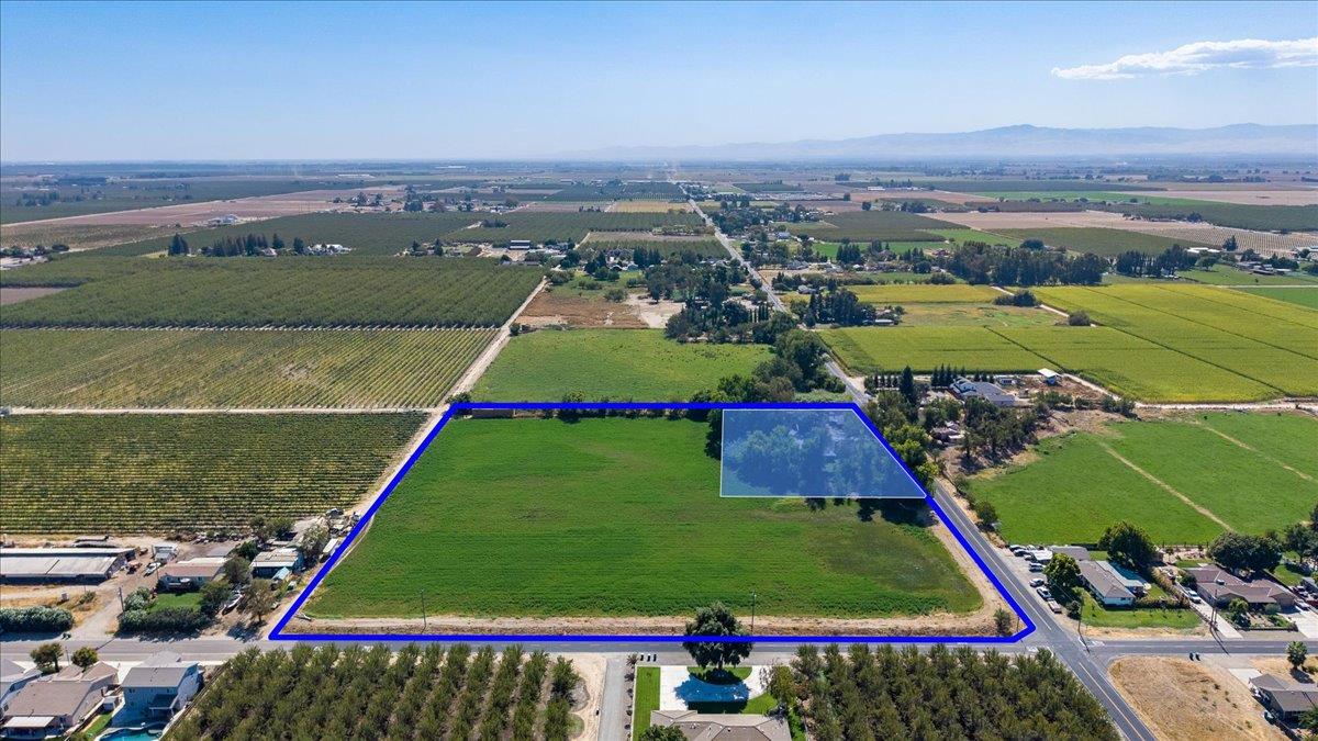 21080 S Oleander Ave, Manteca, CA 95337