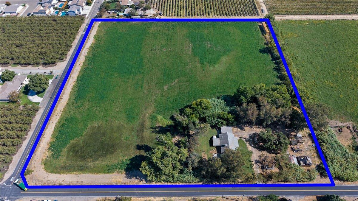 21080 S Oleander Ave, Manteca, CA 95337