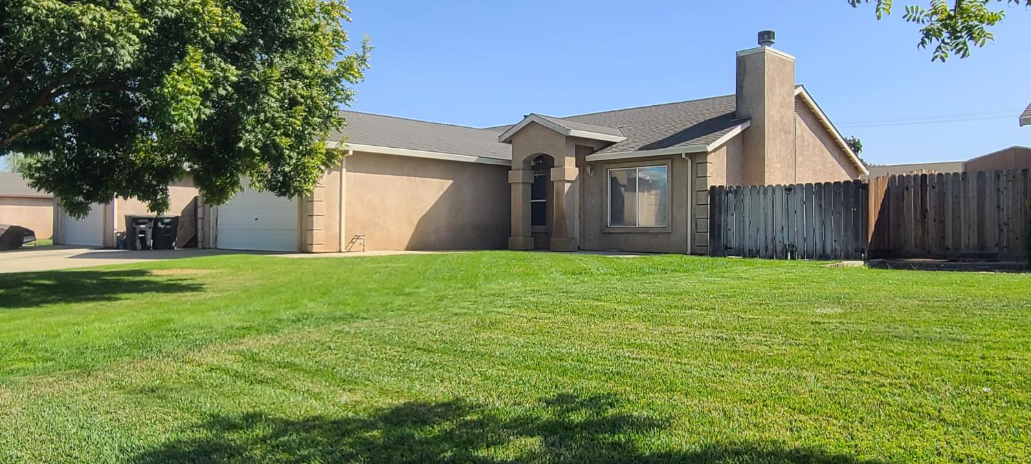 12218 Goldmine Ave, Waterford, CA 95386