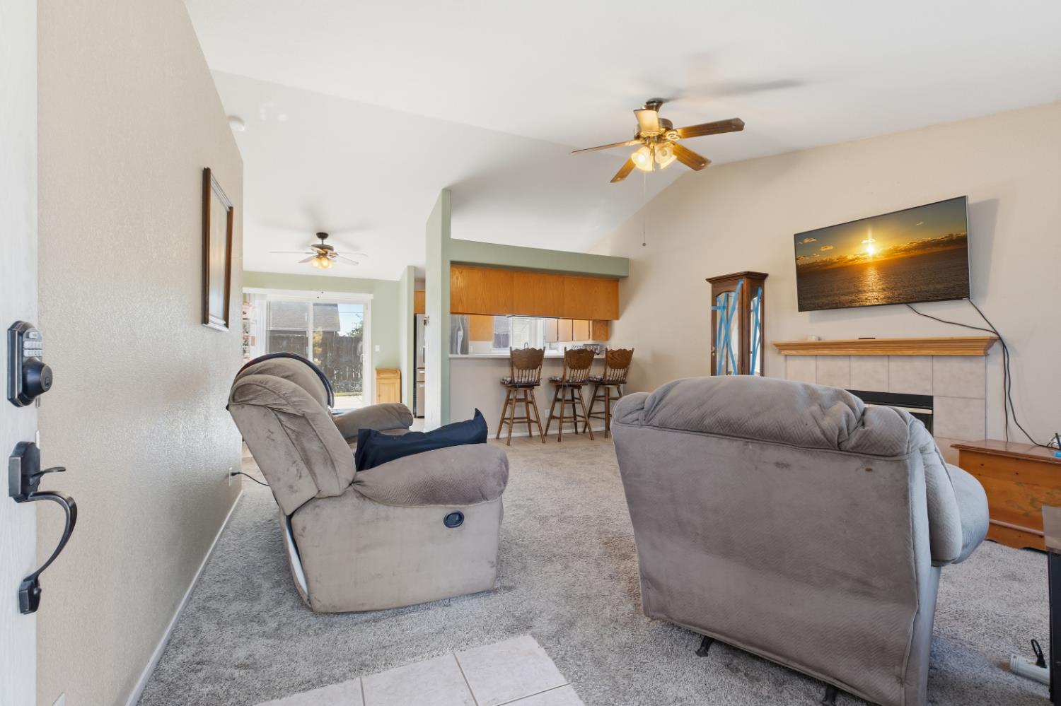 12218 Goldmine Ave, Waterford, CA 95386