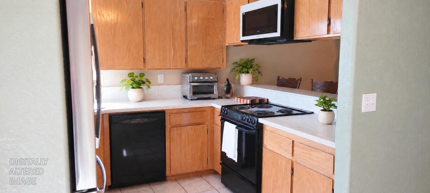 12218 Goldmine Ave, Waterford, CA 95386
