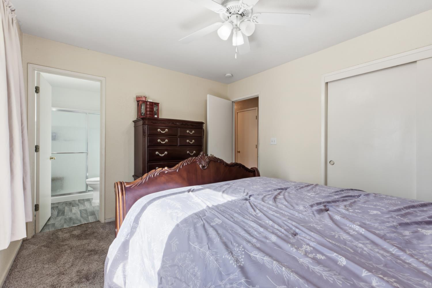 12218 Goldmine Ave, Waterford, CA 95386