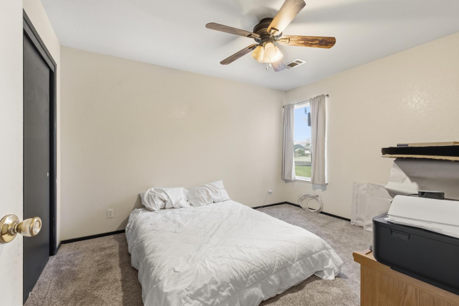 12218 Goldmine Ave, Waterford, CA 95386