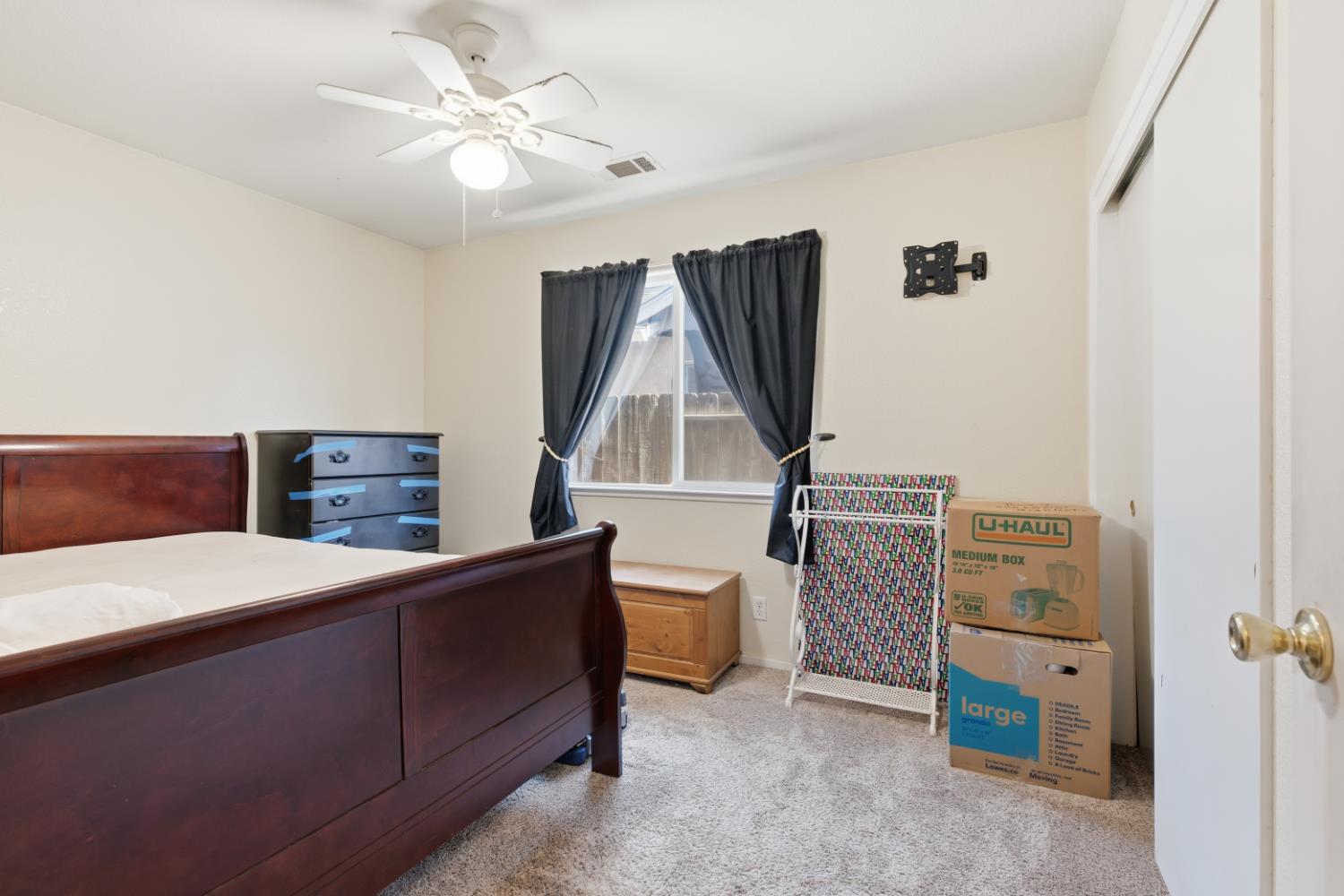 12218 Goldmine Ave, Waterford, CA 95386