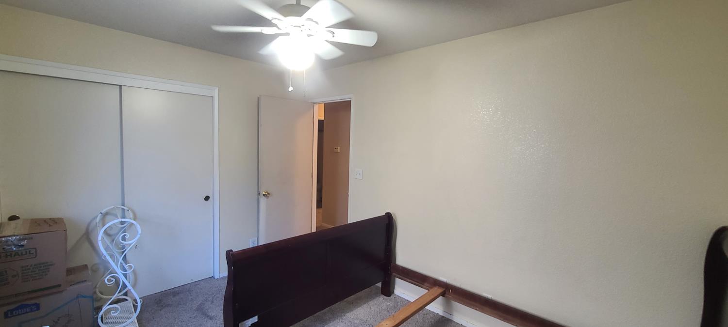 12218 Goldmine Ave, Waterford, CA 95386