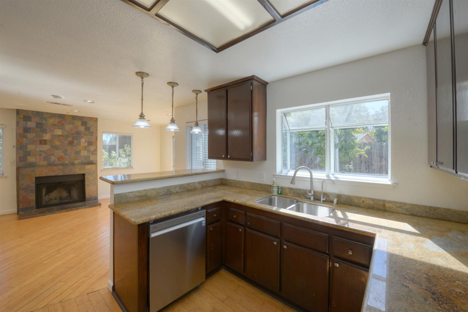 504 Nordell Pl, Patterson, CA 95363