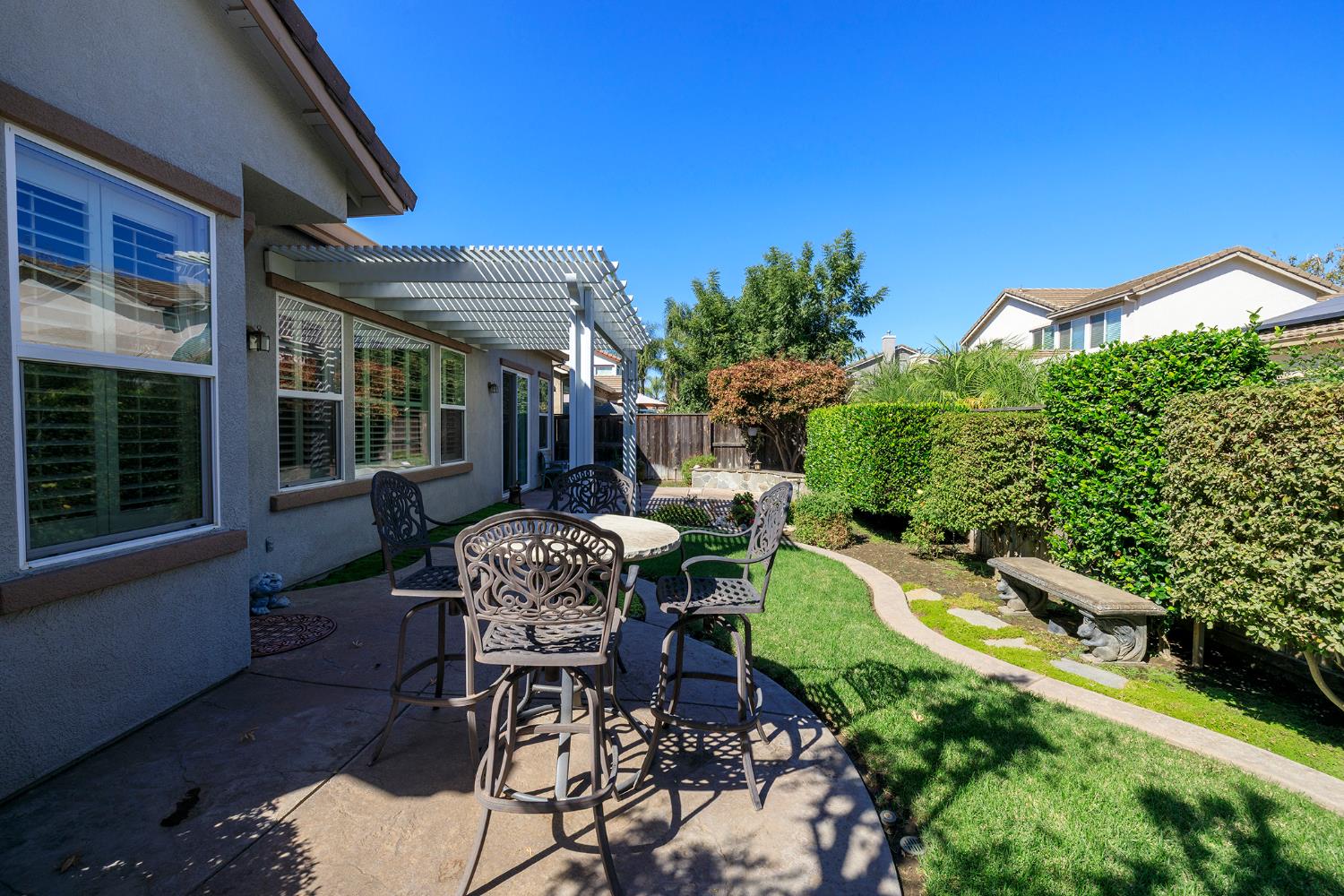 251 Fay Ct, Oakdale, CA 95361