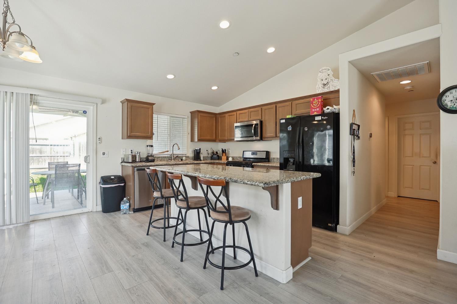 2136 W Pincay St, Merced, CA 95348