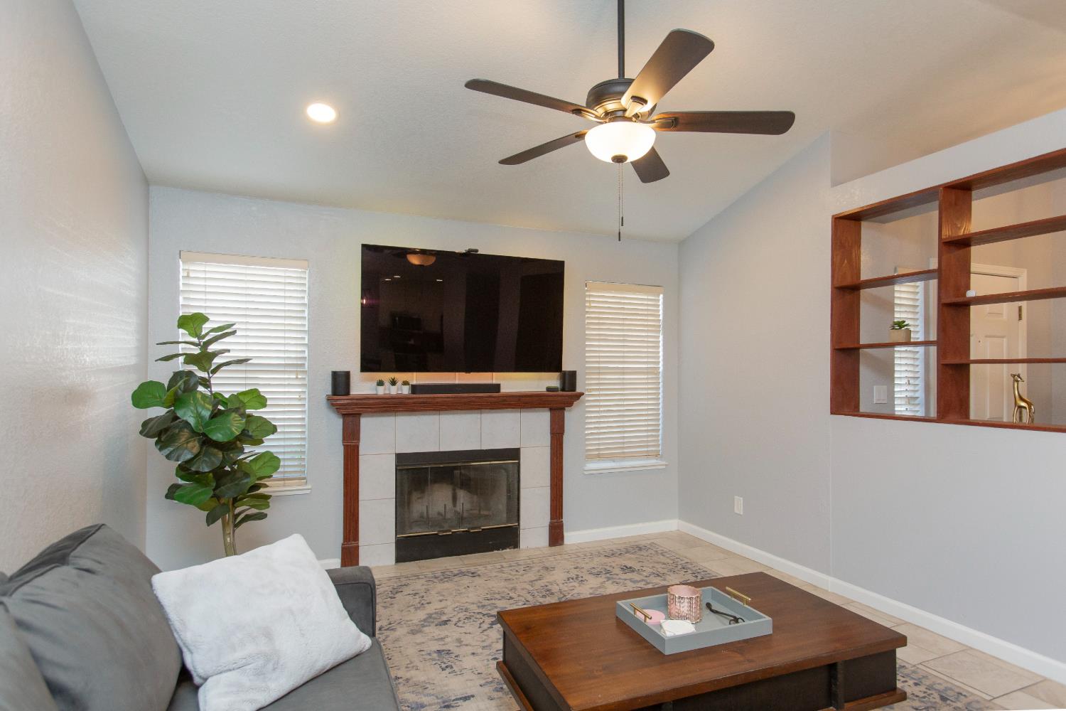 2653 Parklane, Ceres, CA 95307