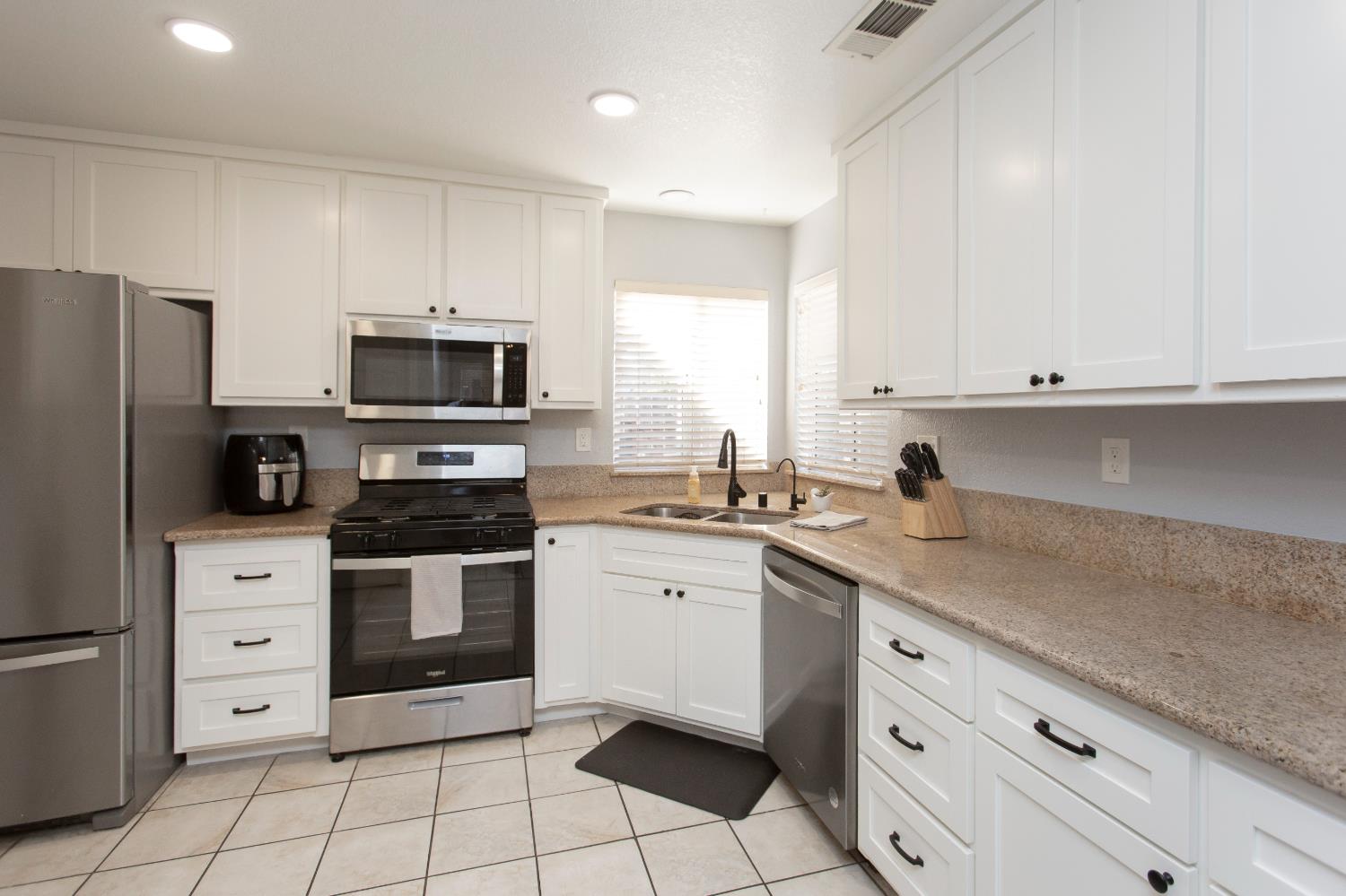 2653 Parklane, Ceres, CA 95307