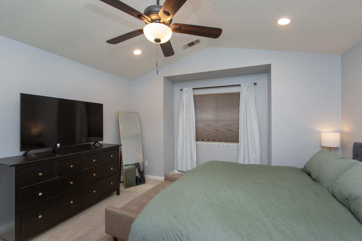 2653 Parklane, Ceres, CA 95307