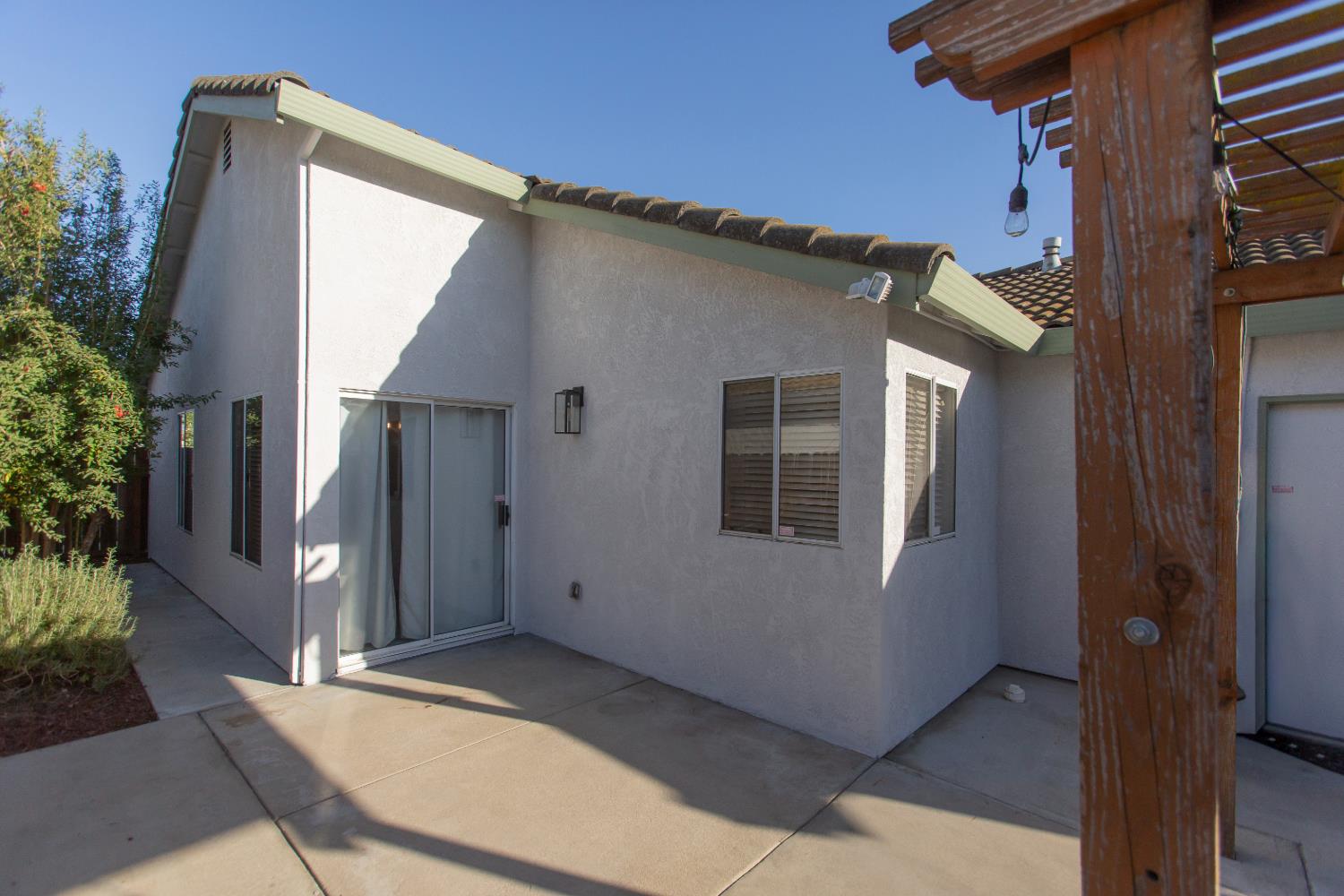 2653 Parklane, Ceres, CA 95307
