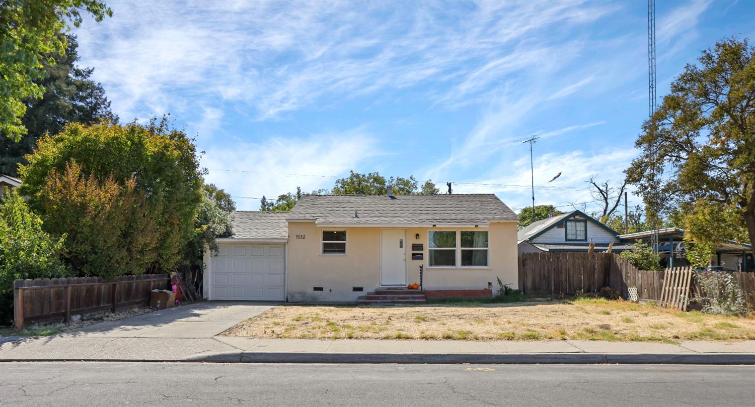 1532 Teresa St, Modesto, CA 95350