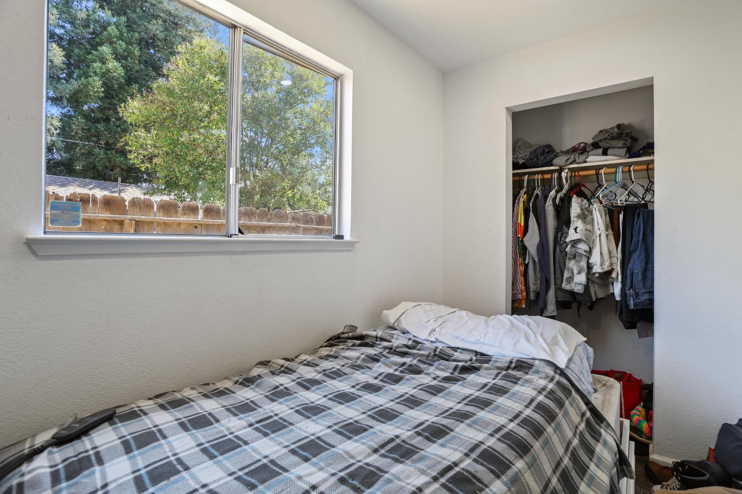 1532 Teresa St, Modesto, CA 95350