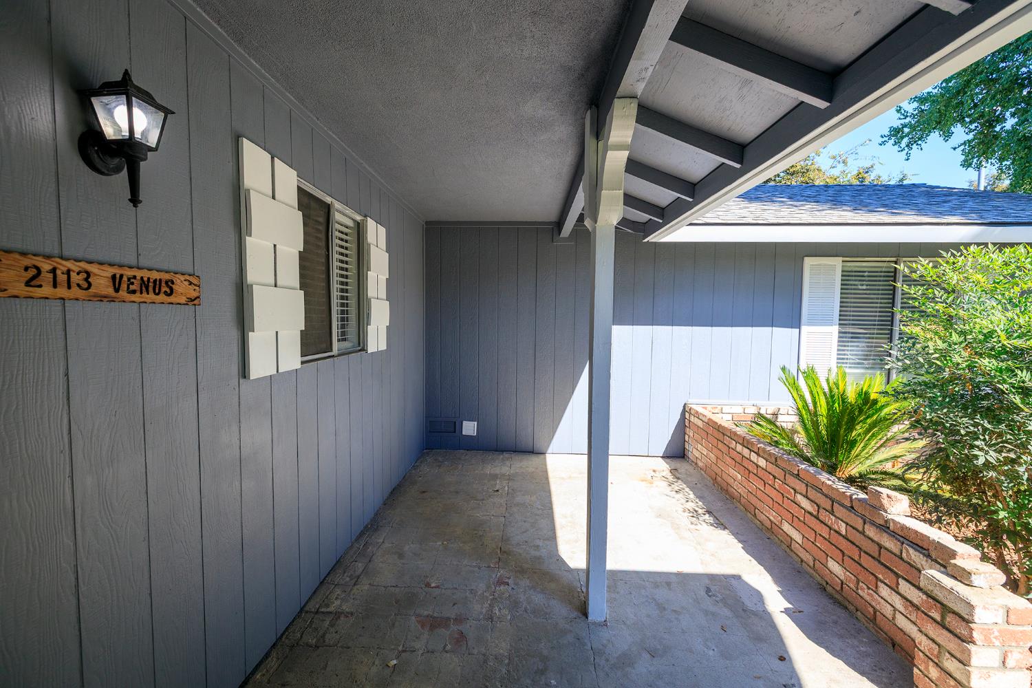 2113 Venus Dr, Ceres, CA 95307