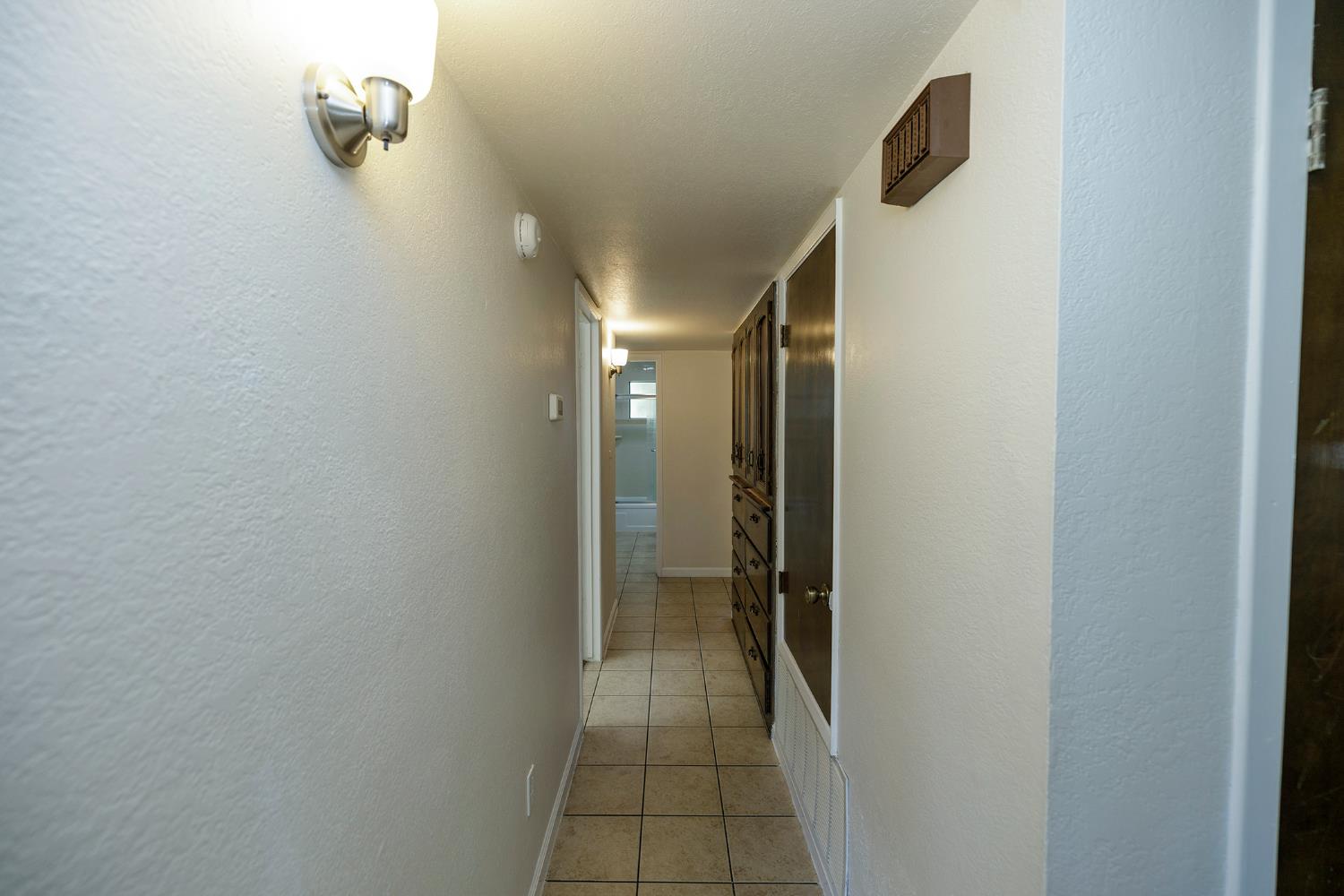2113 Venus Dr, Ceres, CA 95307