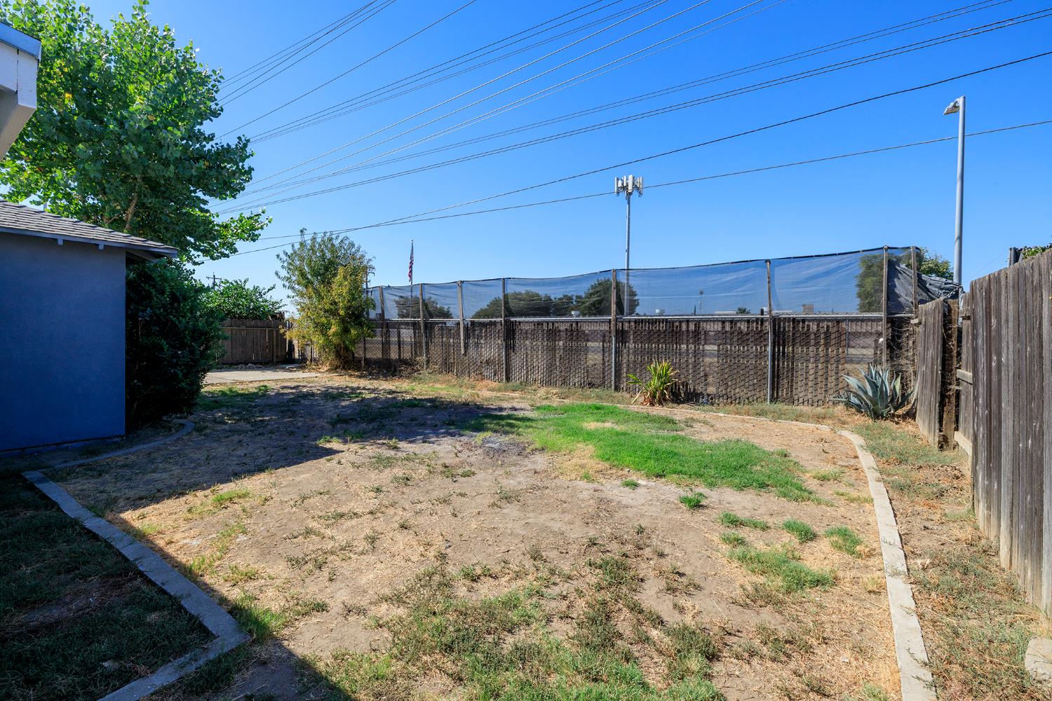 2113 Venus Dr, Ceres, CA 95307