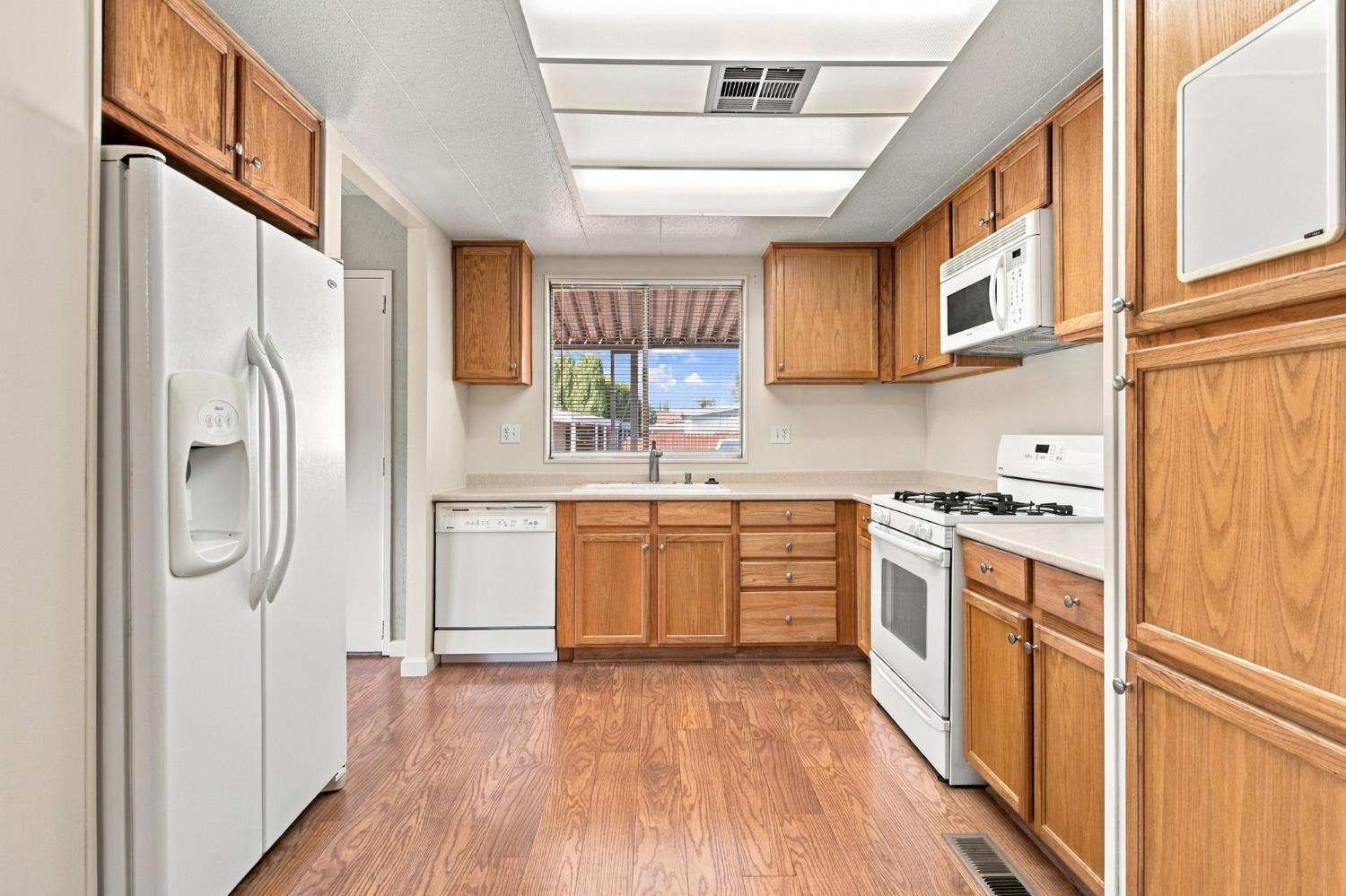 1400 N Tully Rd #2, Turlock, CA 95380