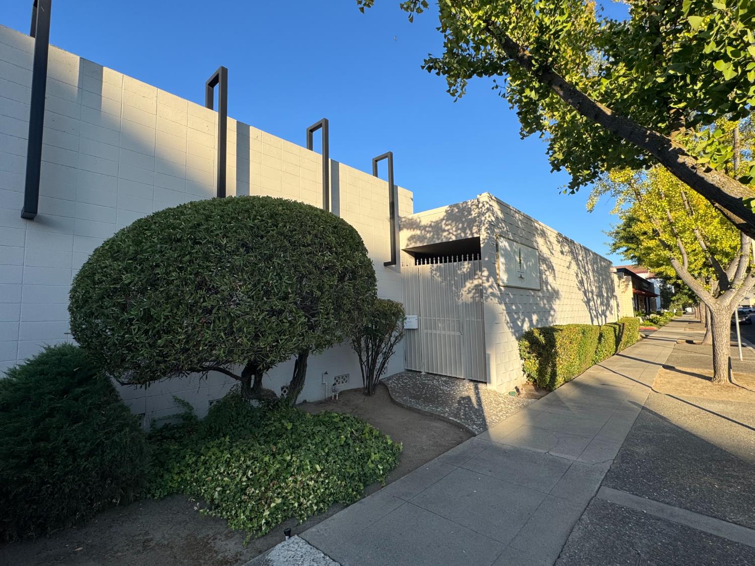 1103 14th St, Modesto, CA 95354