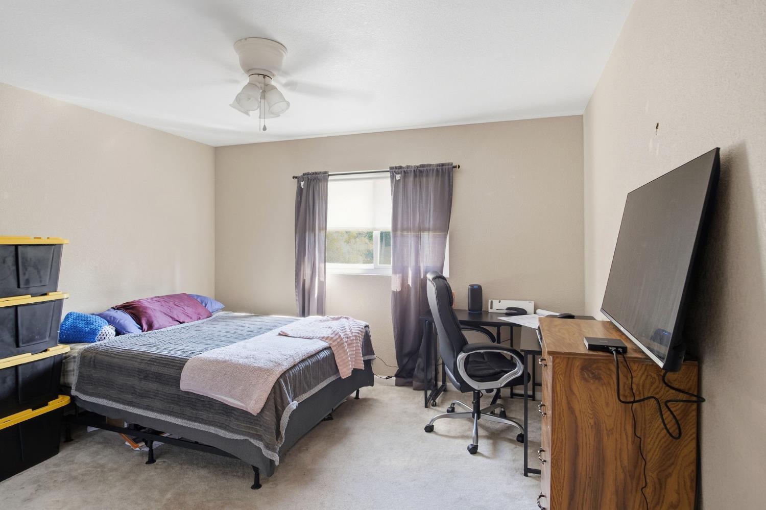 1740 N Berkeley Ave, Turlock, CA 95382