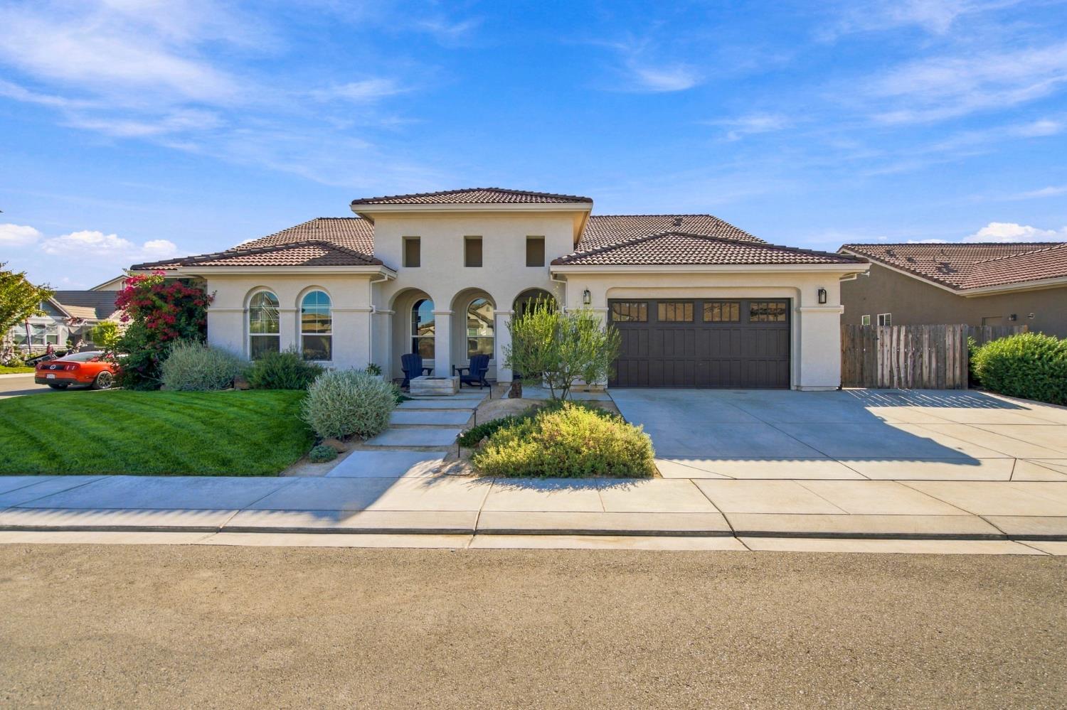 2060 Felsina Ave, Manteca, CA 95337