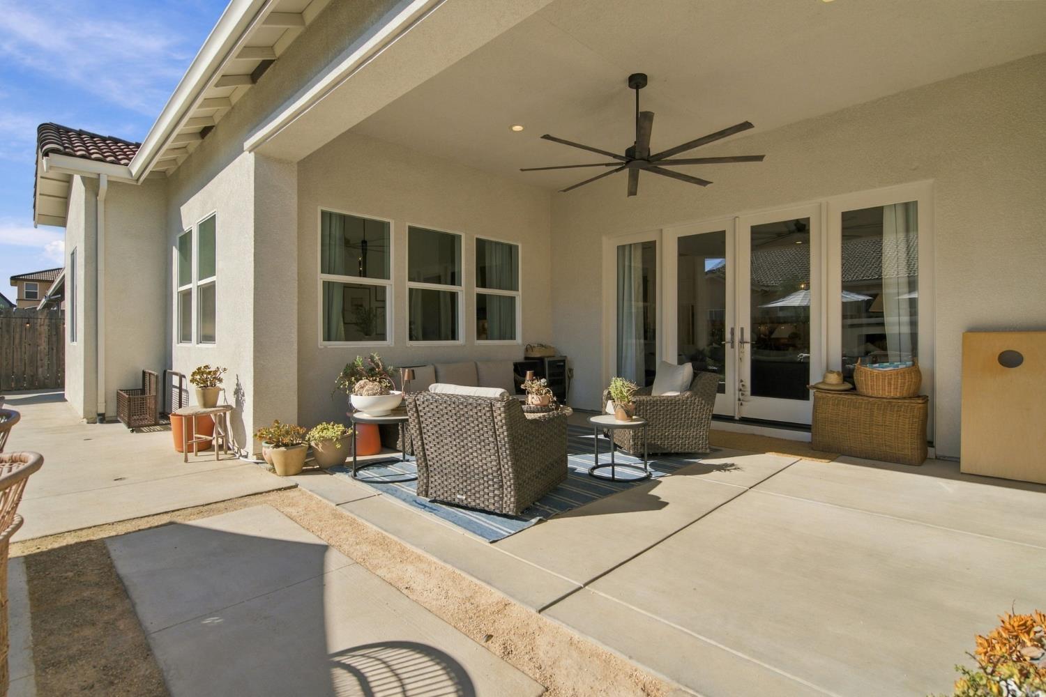 2060 Felsina Ave, Manteca, CA 95337