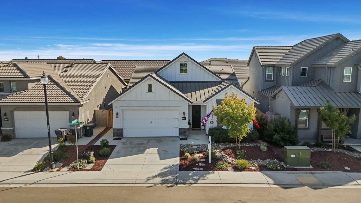 230 Bloomingdale St, Manteca, CA 95337