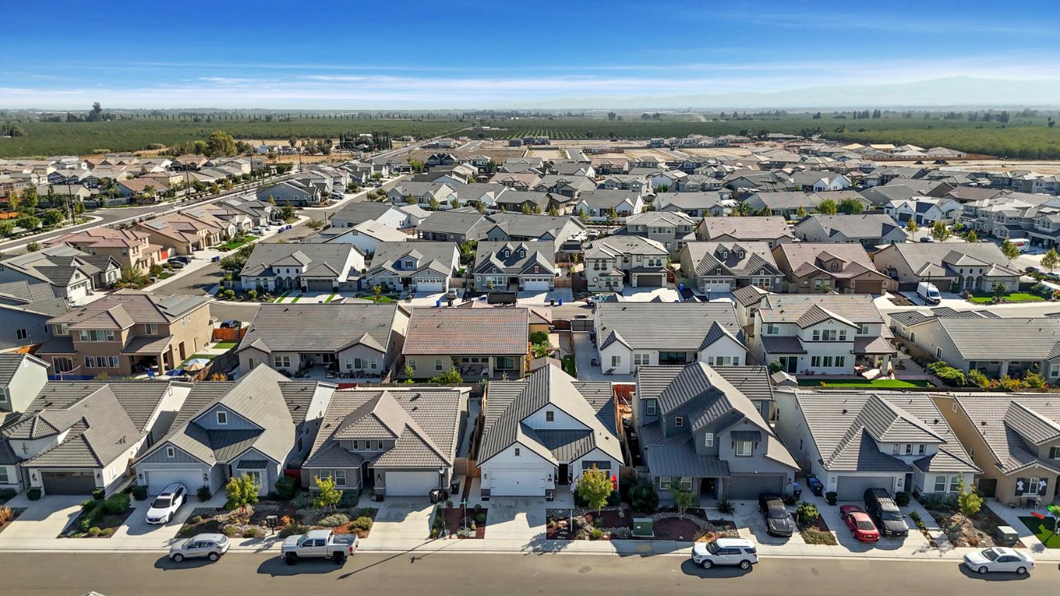 230 Bloomingdale St, Manteca, CA 95337