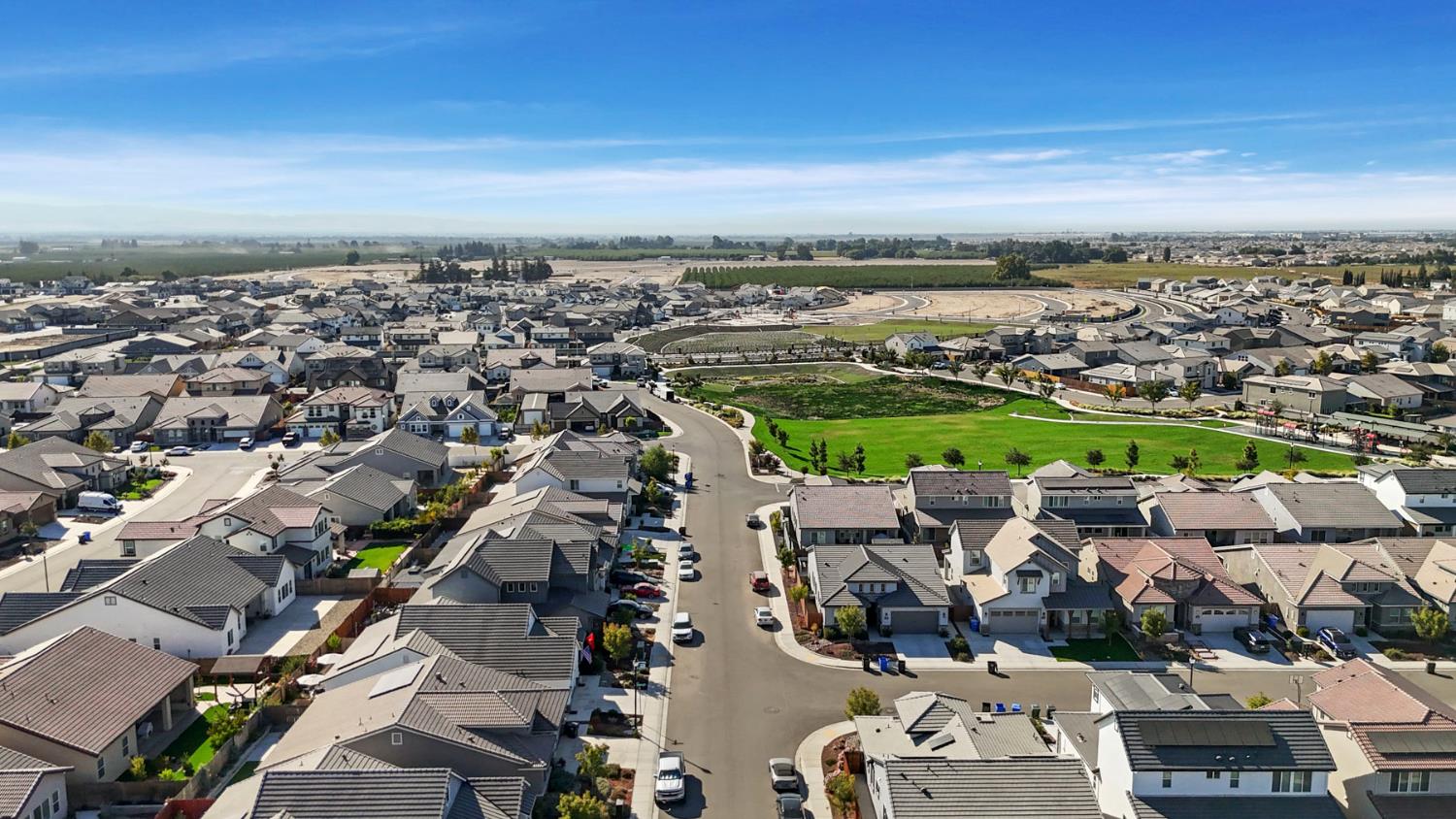 230 Bloomingdale St, Manteca, CA 95337