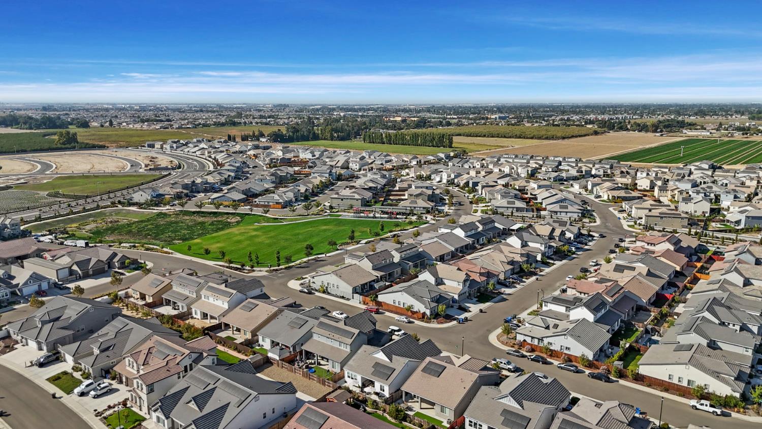 230 Bloomingdale St, Manteca, CA 95337