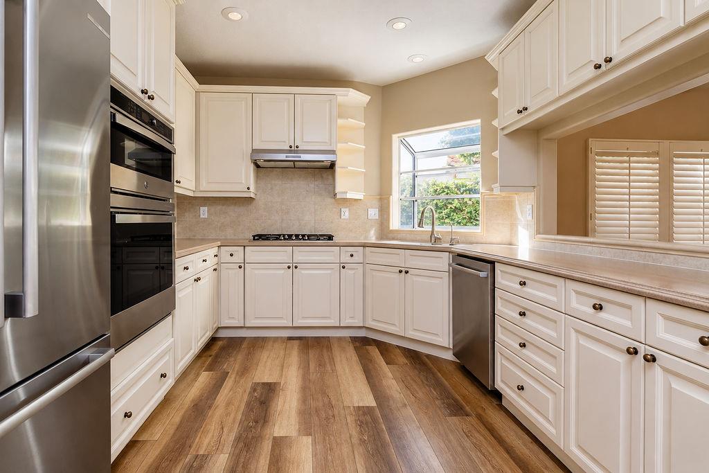 1500 Scenic Dr #2, Modesto, CA 95355