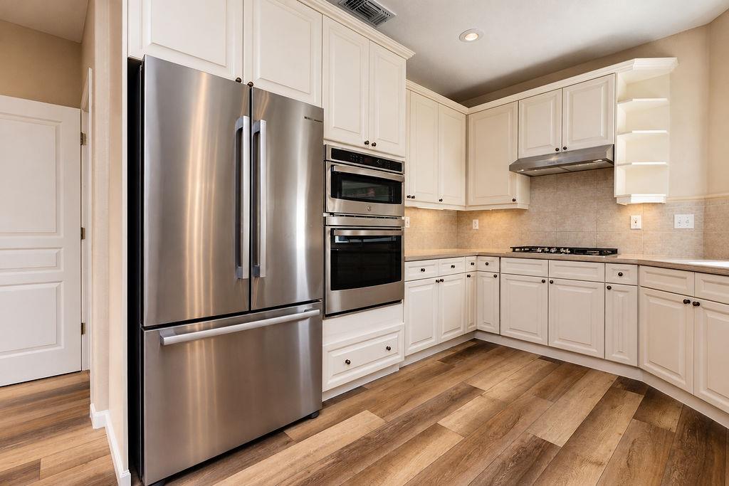 1500 Scenic Dr #2, Modesto, CA 95355