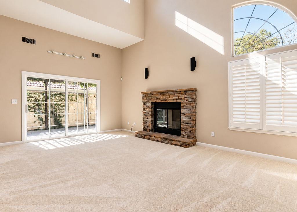 1500 Scenic Dr #2, Modesto, CA 95355