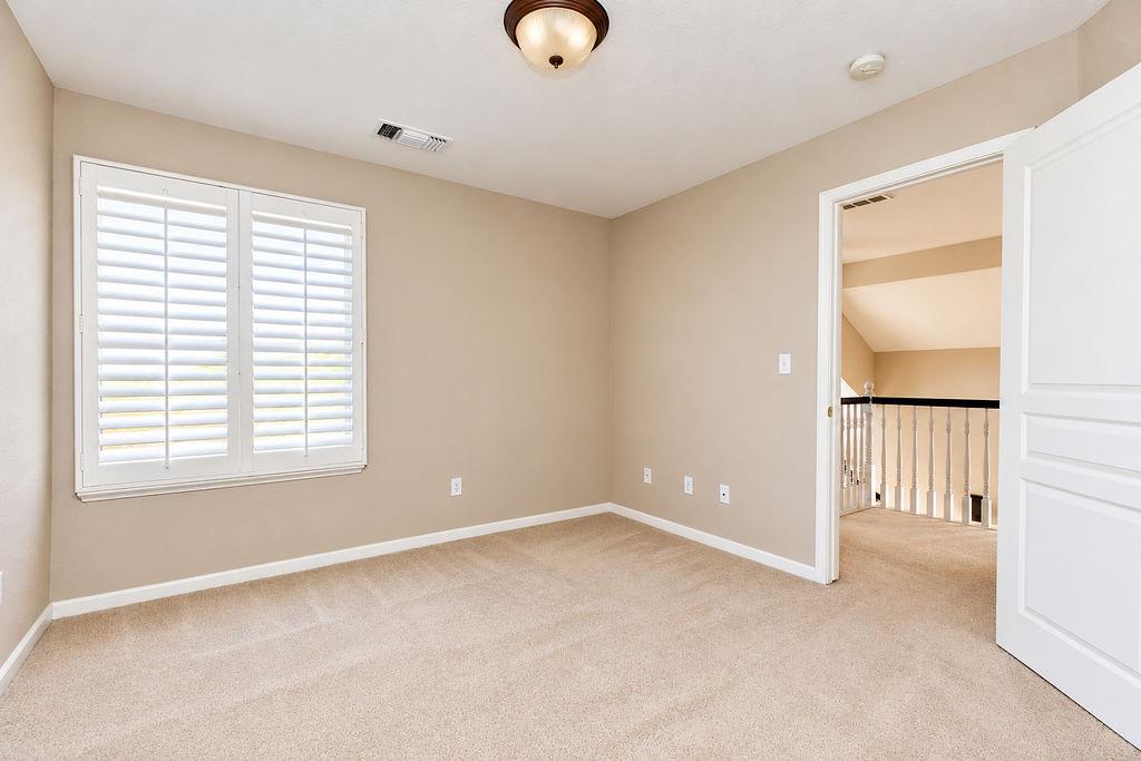 1500 Scenic Dr #2, Modesto, CA 95355